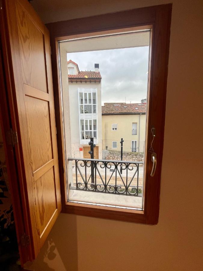Atuaire Home Las Picotas En El Centro Historico Бургос Экстерьер фото
